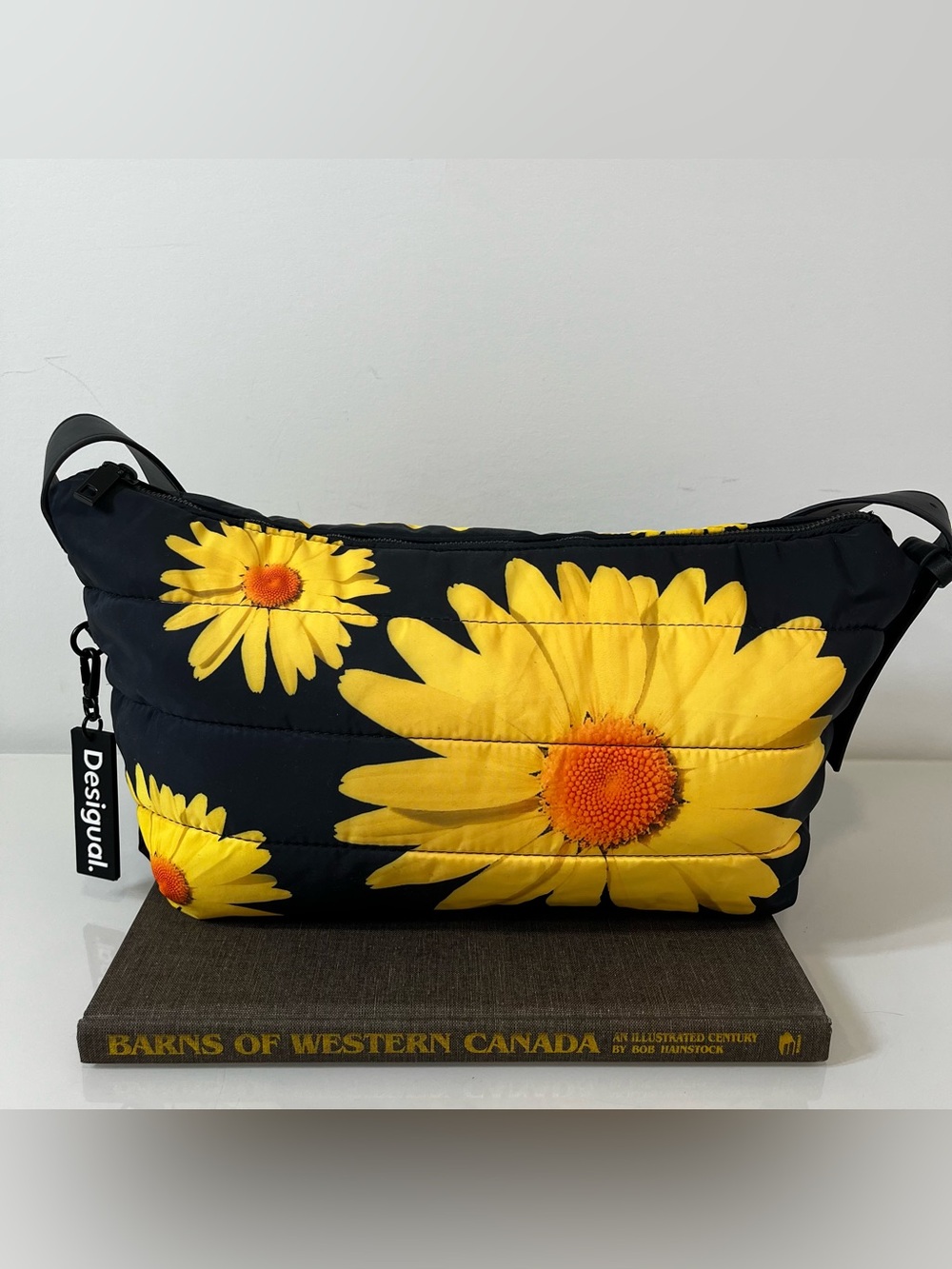 Desigual Black Yellow Daisy Print Women's Shoulder Bag Adjustable Exc Condition